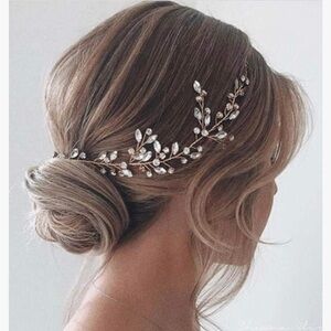 Wedding headpiece for boho bride 🌿✨